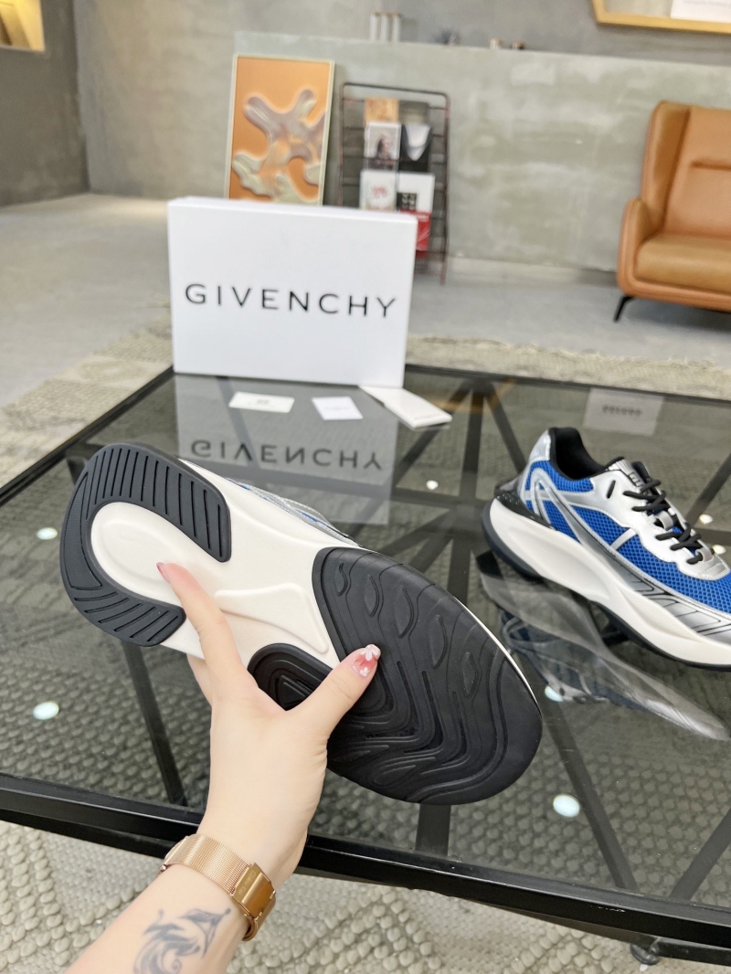 Givenchy Sneakers